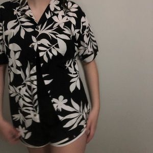men’s black Hawaiian button up shirt